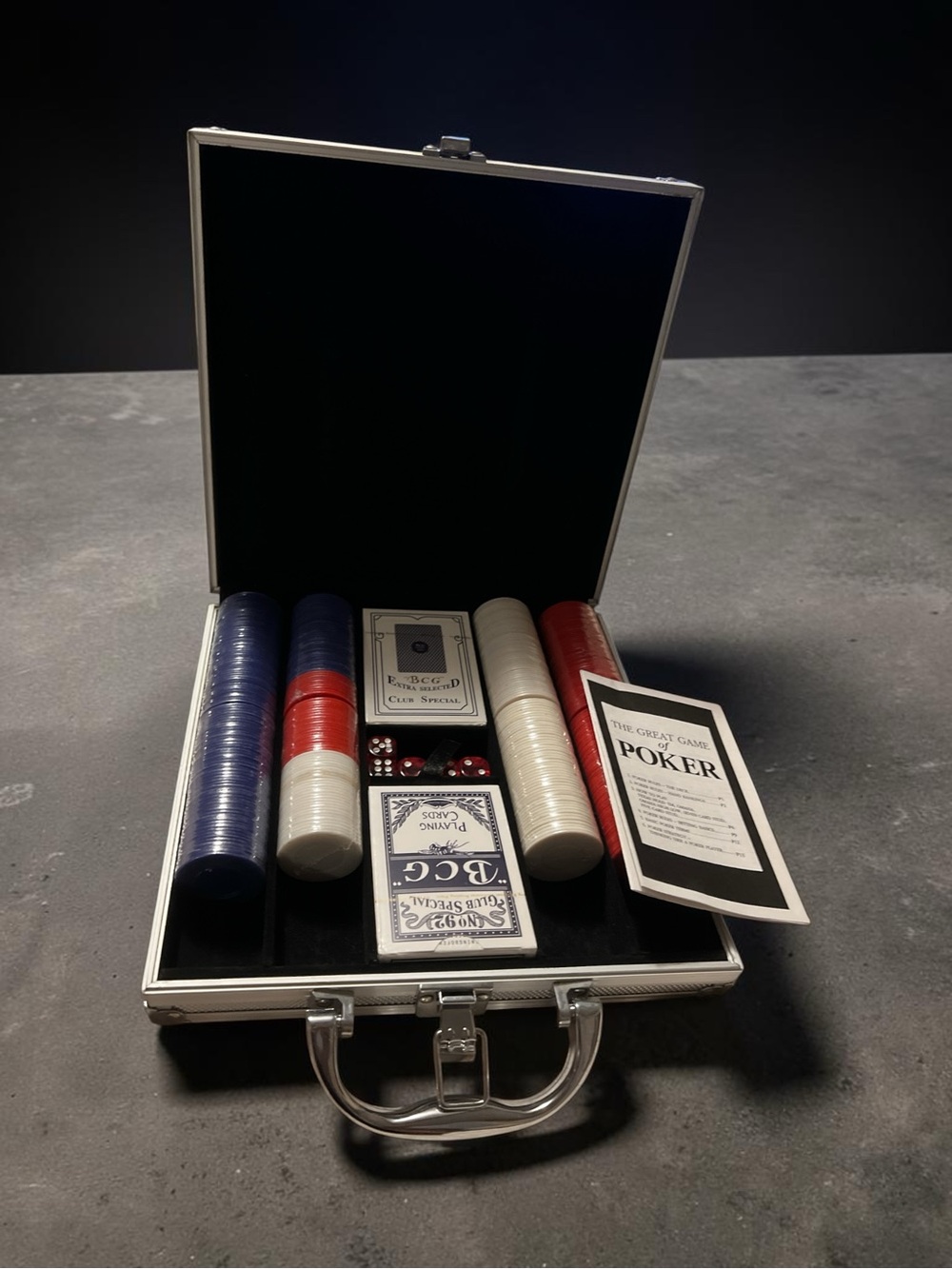 Atlantic City Hilton Casino Resort Poker Set